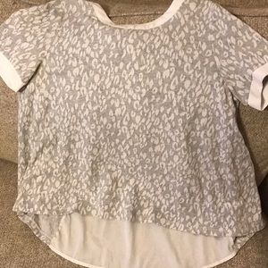 Gray leopard print shirt